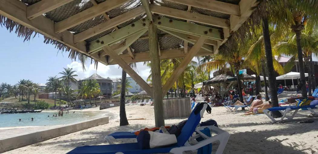 Romantique Et Bel Appartement En Bord De La Mer, Piscine Surveillee Et Belle Plage A 50M Saint-Francois (Grande-Terre) Exterior foto